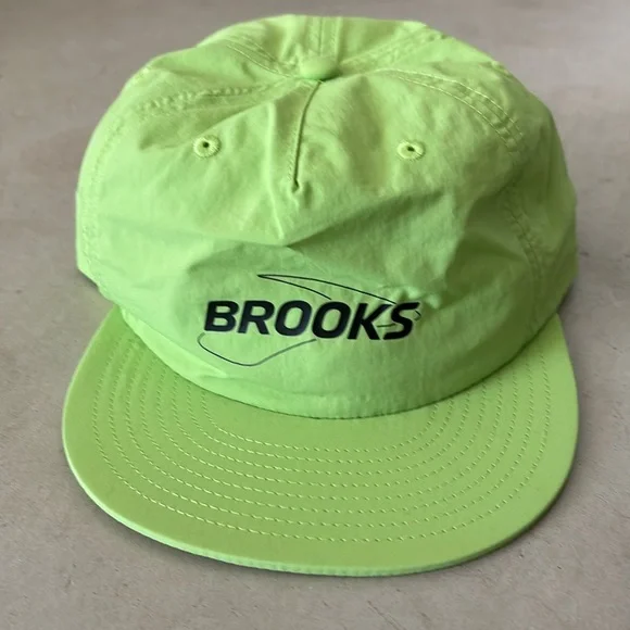 Sale!! New Brooks Sports Nylon SnapBack Lightweight Adjustable-snap Running hat - Picture 1 of 7